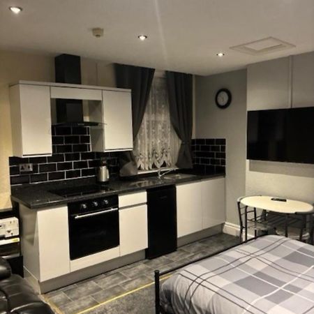 Phillips Apartments Блекпул Екстериор снимка