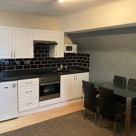 Phillips Apartments Блекпул Екстериор снимка