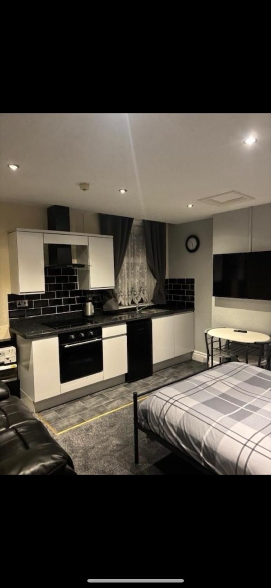 Phillips Apartments Блекпул Екстериор снимка