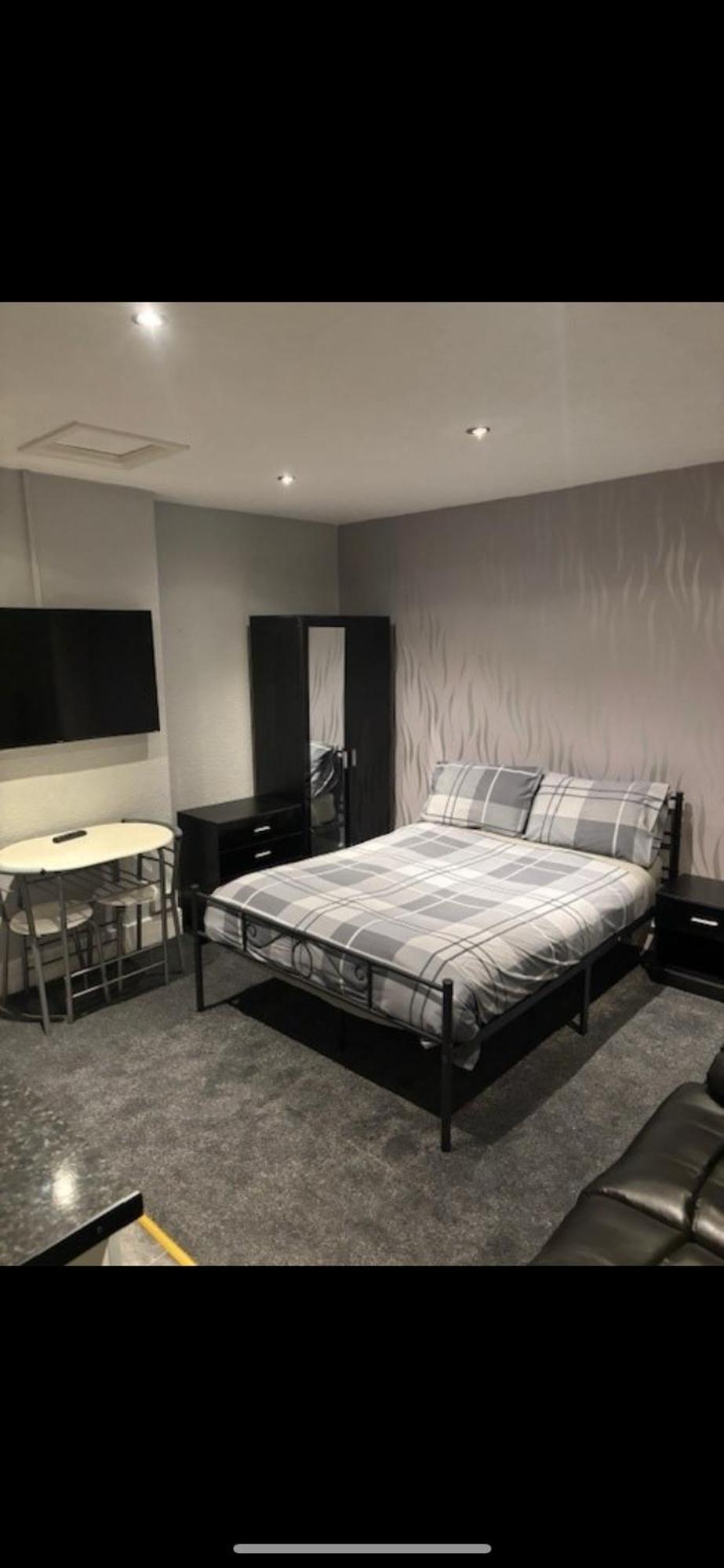 Phillips Apartments Блекпул Екстериор снимка